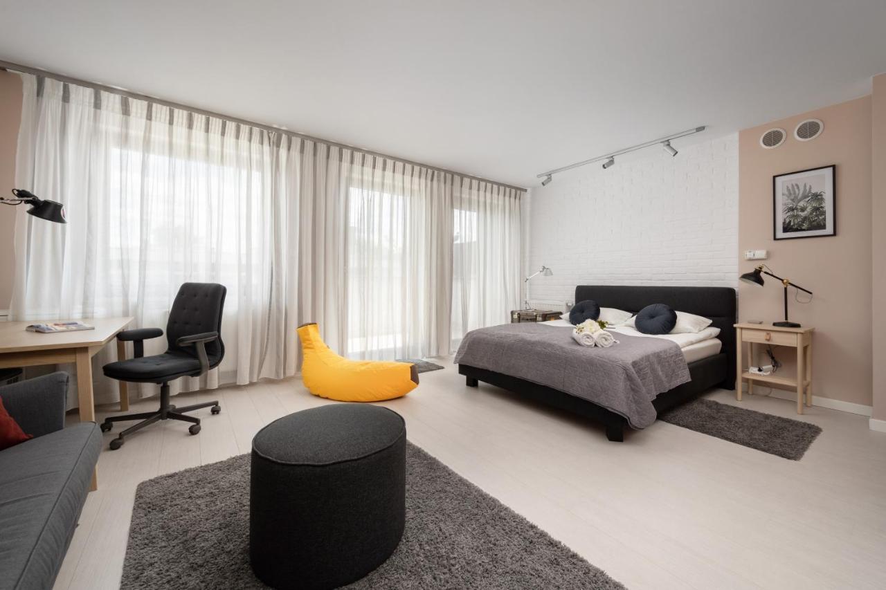 Wroclaw Dabie Silver By Renters Bagian luar foto
