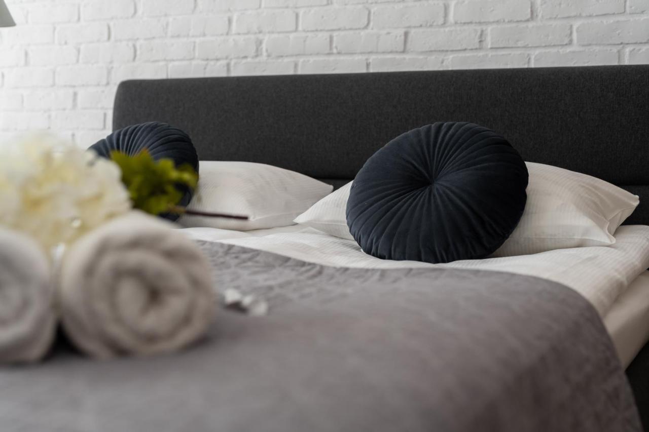 Wroclaw Dabie Silver By Renters Bagian luar foto